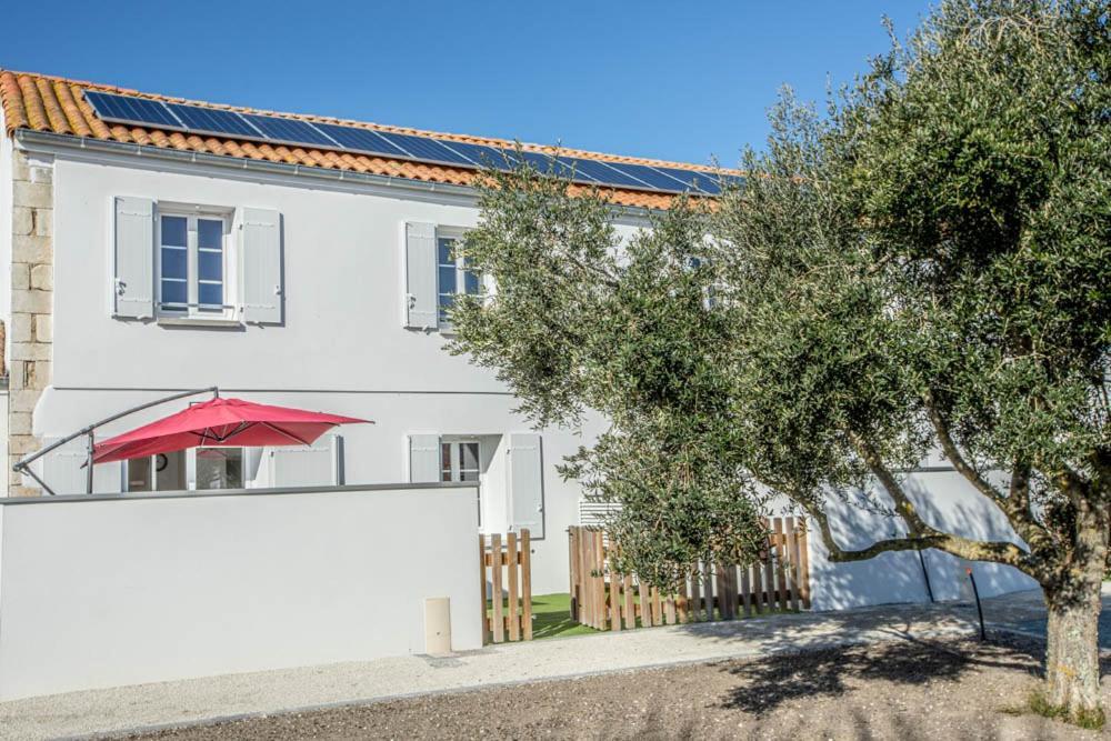 Le Commodore Maison Avec Piscine/parking/wifi/plages 5kms Ferienhaus Les Mathes