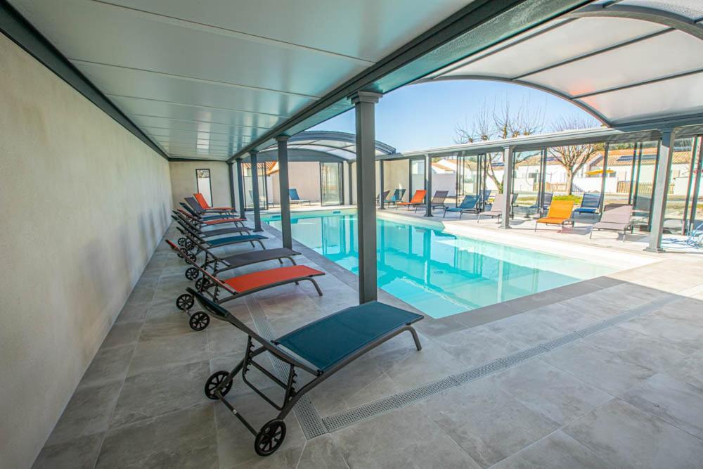 Le Commodore Maison Avec Piscine/parking/wifi/plages 5kms Les Mathes